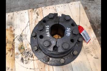 salg af New Holland 8670 RIGHT Rear wheelhub (Amercian type)