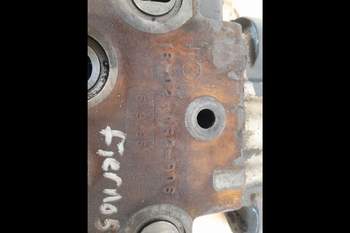 salg af New Holland 8670  Remote control valve