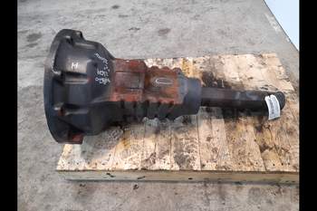 salg af New Holland 8670 RIGHT Rear Axle