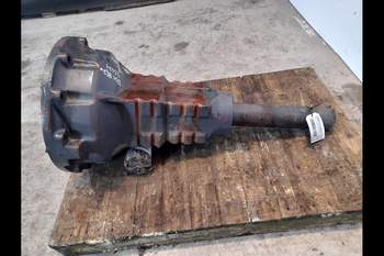 salg af New Holland 8670 LEFT Rear Axle