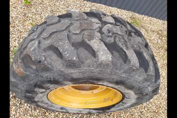 salg af Hjul CAT 906 M 405/70R18