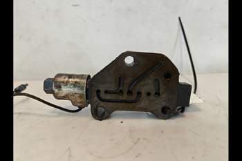 salg af Ford 6610 Transmission Parts