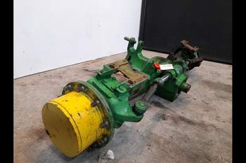 salg af John Deere 6150R  Front Axle