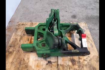 salg af John Deere 6150R  Front axle support