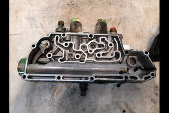 salg af John Deere 6150R  Hydraulic valve