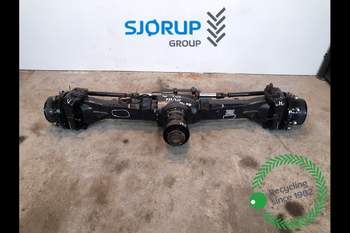 Valtra N142  Front Axle