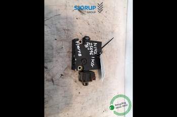 salg af Valtra N142  Remote control valve