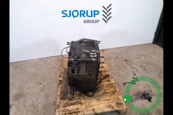 Valtra N142  Transmission Housing