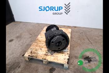 Valtra N142 RIGHT Rear Axle