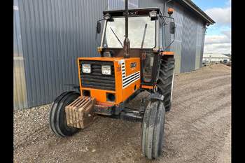 salg af Fiat 780 tractor