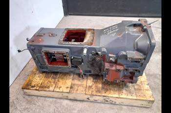 salg af Gearkasse New Holland 8360