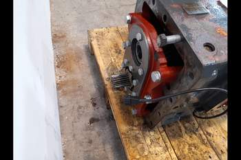 salg af Gearkasse New Holland 8360