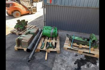 salg af John Deere 7710 traktor