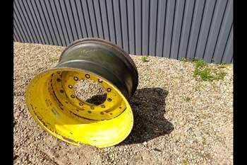 salg af John Deere 7710 traktor