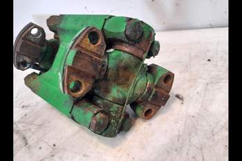 salg af Kardanaksel John Deere 7710 Motor