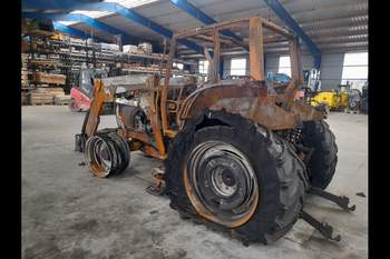 salg af Valtra N121 traktor