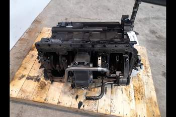 salg af Shortblock Valtra N121