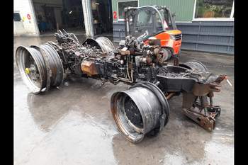 salg af Case Puma 240 traktor