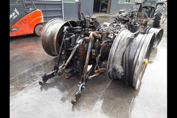 salg af Case Puma 240 traktor