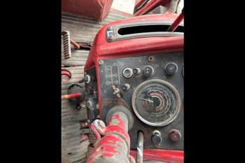 salg af Volvo 810 traktor