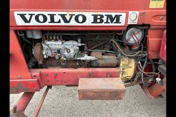 salg af Volvo 810 traktor