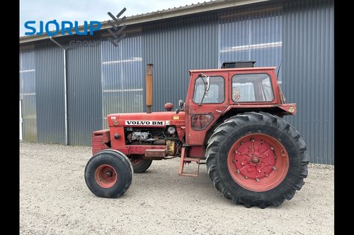 salg af Volvo 810 traktor