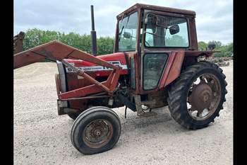 salg af Massey Ferguson 590 traktor