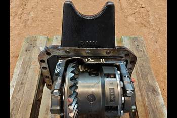 salg af Foraksel Differentiale Case Maxxum 115 