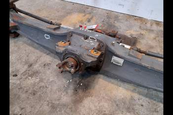 salg af Adskilt Foraksel New Holland B115C