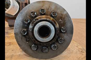 salg af New Holland B115C  Rear axle differential