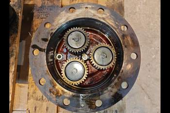 salg af New Holland B115C RIGHT Rear axle final drive