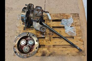 salg af New Holland B115C RIGHT Rear axle final drive