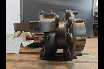 salg af New Holland B115C LEFT Rear axle final drive