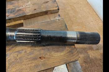 salg af New Holland B115C LEFT Rear axle final drive