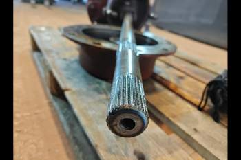 salg af Foraksel Slutdrev New Holland B115C VÄNSTER