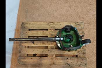 salg af John Deere 6150M LEFT Front axle final drive