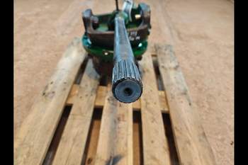 salg af John Deere 6150M LEFT Front axle final drive