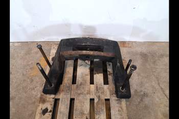 salg af Basisklods New Holland T8040
