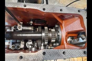 salg af Hinterachsen Massey Ferguson 4255 