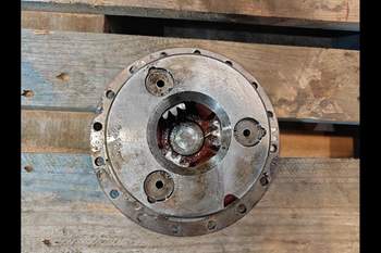 salg af Slutdrev Massey Ferguson 4255 Venstre