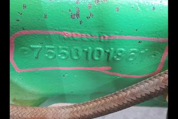 salg af Foraksel John Deere 7530