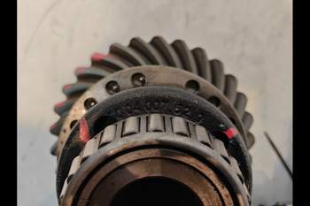 salg af Foraksel Differentiale John Deere 7530