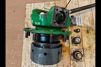salg af Foraksel Slutdrev John Deere 7530 HÖGER
