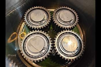 salg af Foraksel Slutdrev John Deere 7530 HÖGER