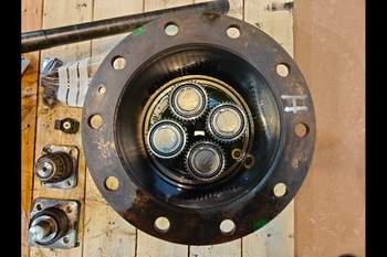 salg af Foraksel Slutdrev John Deere 7530 HÖGER