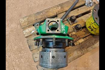salg af Foraksel Slutdrev John Deere 7530 VÄNSTER