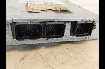 salg af ECU Case Farmall 115c