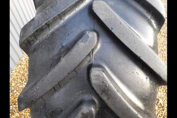 salg af Dæk 480/65R28 Michelin