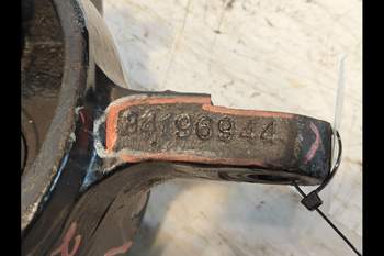 salg af Vorderachs Achsschenkel New Holland T6.160 LINKS
