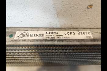 salg af Oliekøler John Deere 6250R Diesel